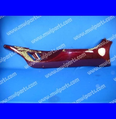 1350411768GTR 250 RIGHT LOWER COVER