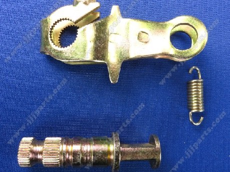 1435784804REAR BRAKE LEVER 02